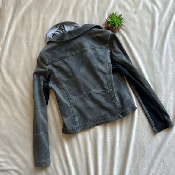 Marrakech Camouflage Jacket - Picture 2 of 3